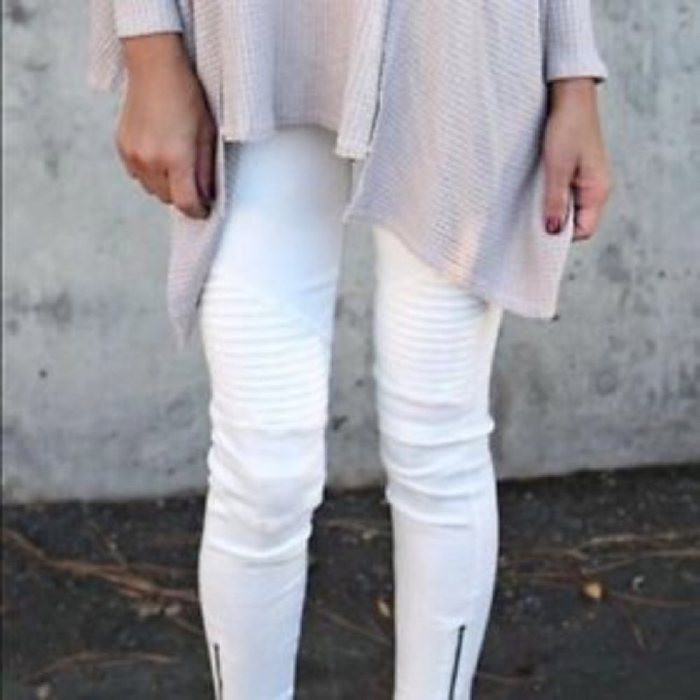 Beulah White Moto Leggings